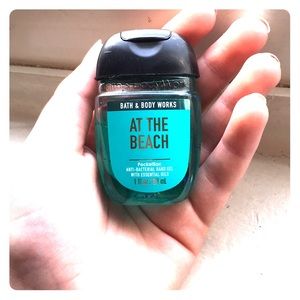 A beautiful scent and a beach vibe !!!!